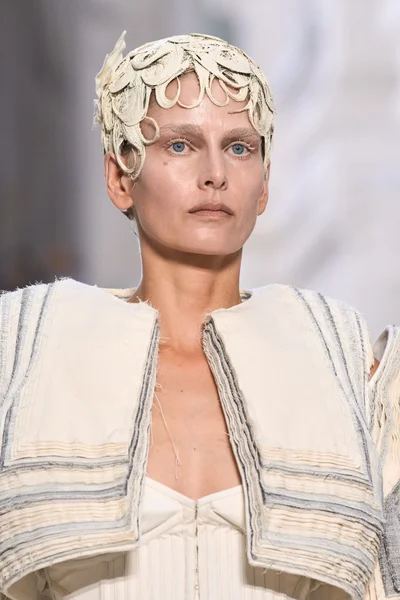 Look 155